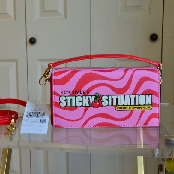 Kate Spade KK212 Bubble Gum 3D Crossbody - Picture 1 of 12